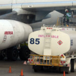 avión combustible